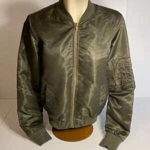 Brandon Thomas S small nylon bomber olive/army green jacket. Orange shell